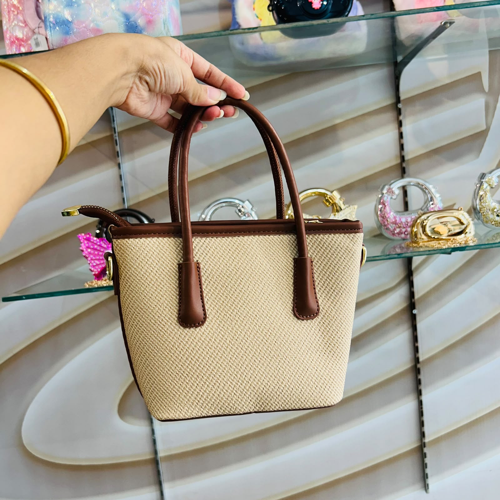 Miu Light Women's Sling Bag