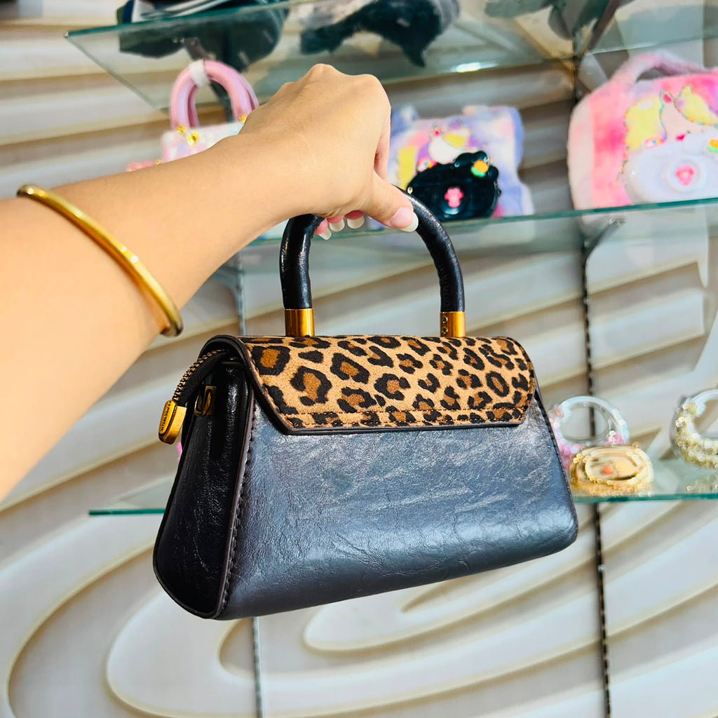 Burberry Black Women's Sling Bag