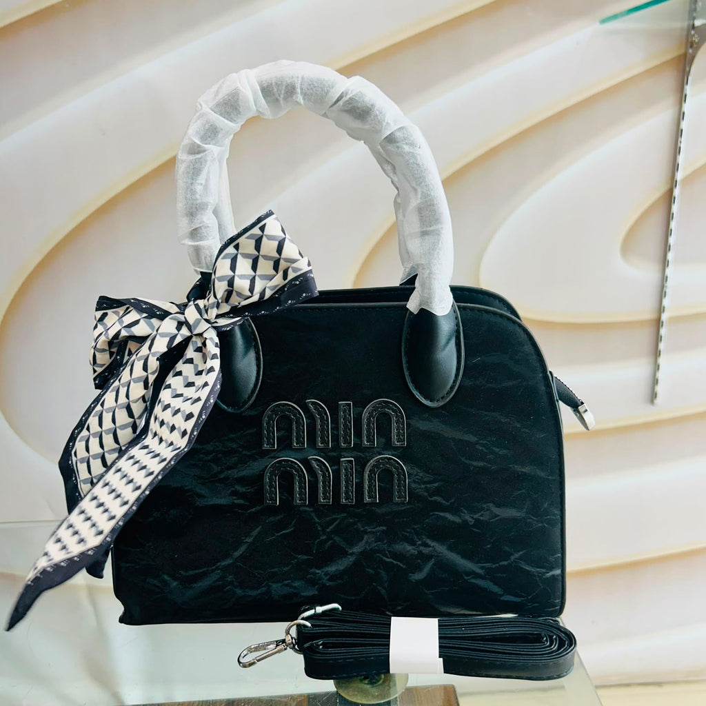 Black Marble Texture Women's Sling Bag